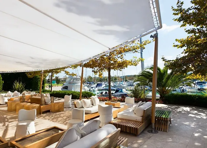 Sani Asterias Hotel 5*