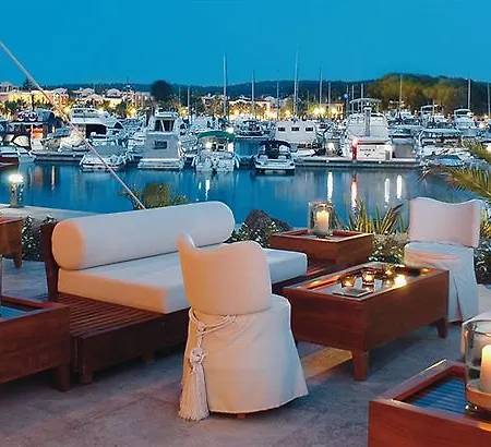 Sani Asterias 호텔 5*